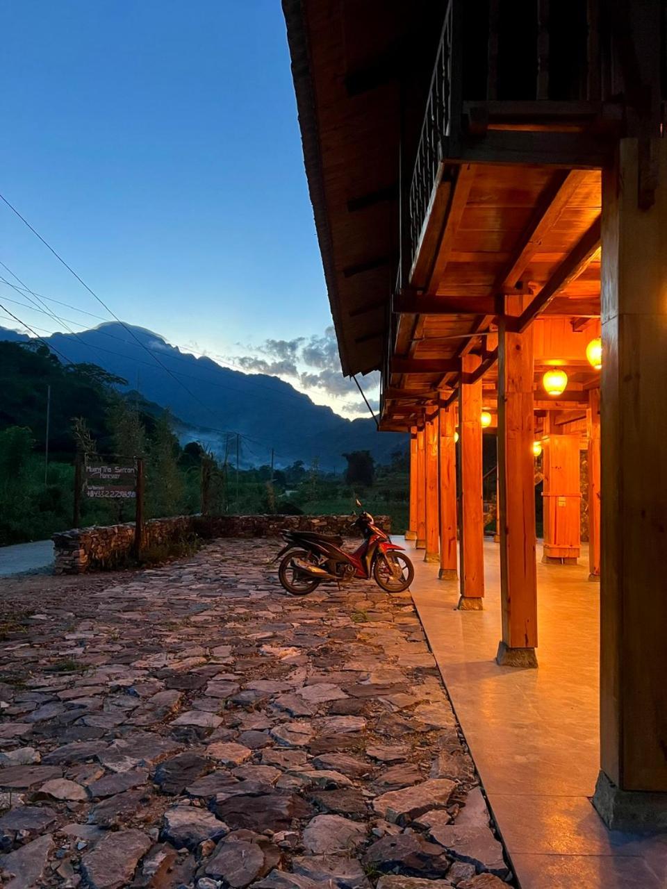 Muong Tra Stream Homestay Làng Cac Exterior photo